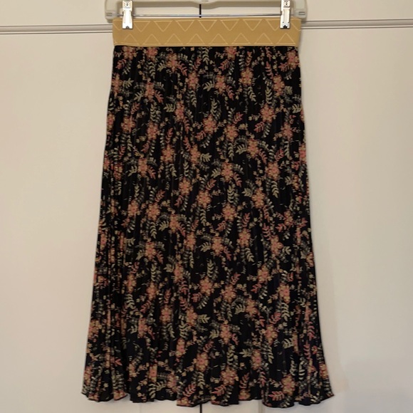 Lularoe Jill Skirt